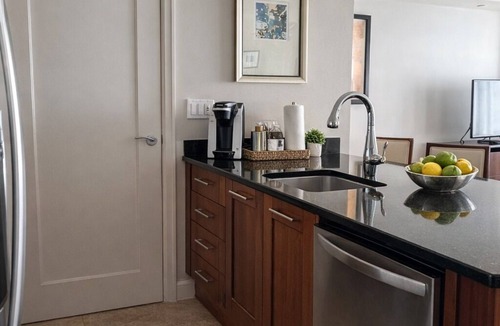Singer Island Resort | 1bd condo Palm Beach Marriott SI