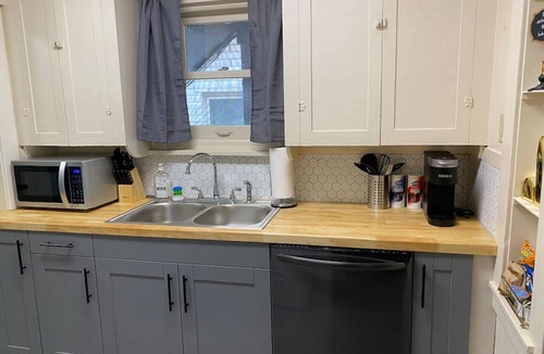 Cheyenne Apartment | 2 BDRM - Sleeps up to 6