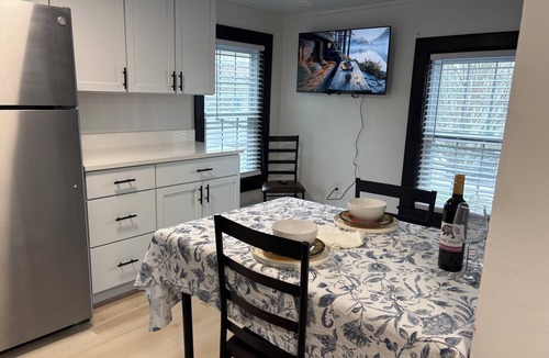 Dover Apartment | 2-Bedroom Apt w/3 Beds ~ Washer/Dryer & Parking!
