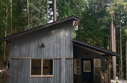 Salt Spring Island House | 2-bedroom cabin with water/mountain view, on quiet street near trails