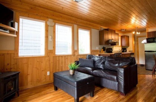 Ucluelet Cottage | 2 Bedroom F - Cozy Two Level Waterfront Cottage with Seasonal Hot Tub/Walking Distance to Beaches