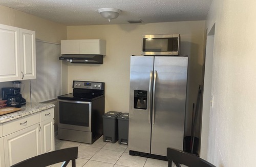 Fort Pierce North House | 2 Bedroom House, Ideal for a Family