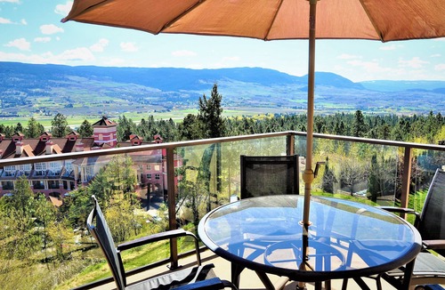 Quail Ridge House | 2 Bedroom Resort Condo w/Outdoor Pool - Top Floor!