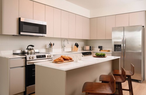 Midtown Apartment | 2 Bedroom Suite w/Balcony, Rooftop Pool | Boutique Hotel in Edgewater | Sense28