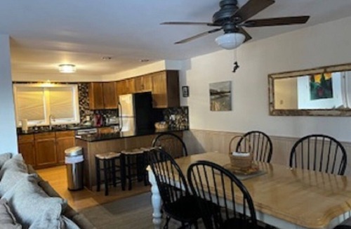 North Creek House | 2 Bedroom w/a great view and extra bedding