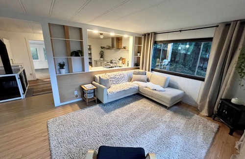 Salt Spring Island House | 2 Bedroom with Stunning Views
