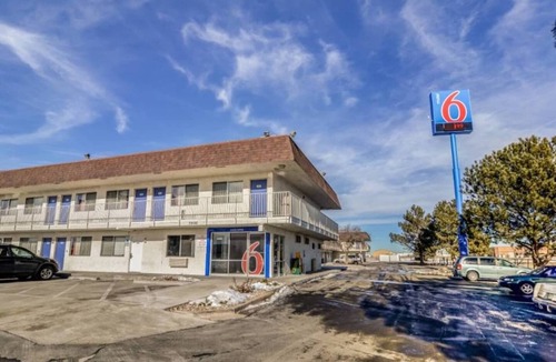 Fort Collins Apartment | 2 Full Beds | Non-Smoking