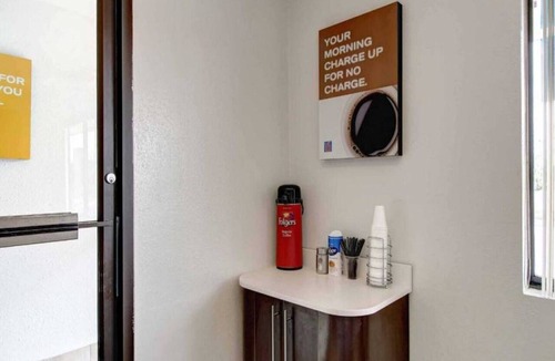 Amherst Apartment | 2 Full Beds|Non-Smoking,Micfridge