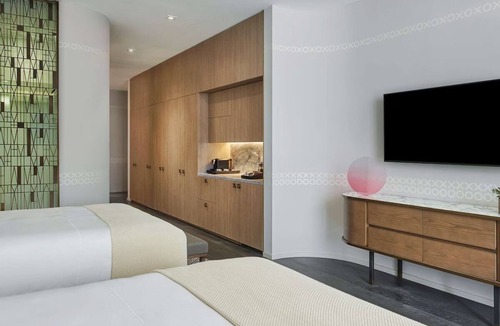 Brickell Hotel | 2 Modern Brickell Rooms w/Rooftop Pool Access, Tennis & Fine Dining