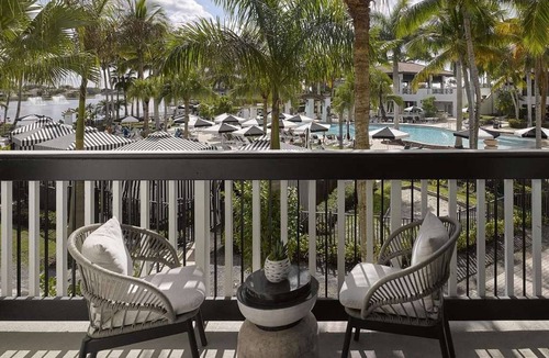 Hunt Club Hotel | 2 Revamped Rooms Near Beaches - Ideal for a Relaxing Getaway