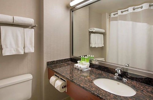 Sherwood Park Hotel | 2-Star Hotel ∙ Holiday Inn Express Hotel & Suites Sherwood Park-Edmonton Area, an IHG Hotel