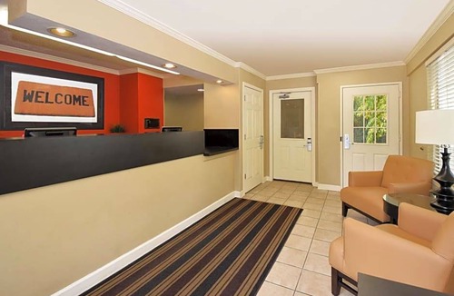 Boca Raton Hotel | 2-Star Hotel ∙ Extended Stay America Suites - Boca Raton - Commerce
