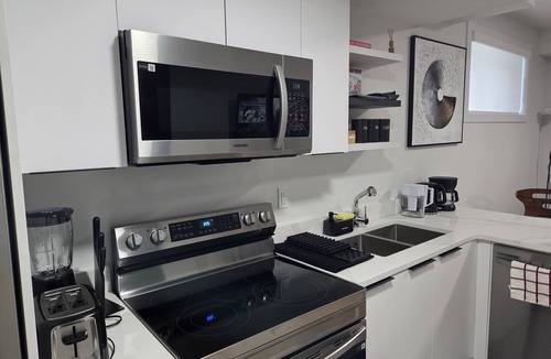 Southwest Edmonton House | 2 Suites, 2 Bedrooms, 2 Bathrooms & 2 living areas.