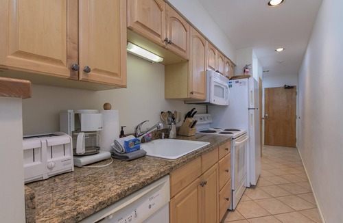 Warren Condo | 208 Village Gate Studio Bedroom Condo by RedAwning