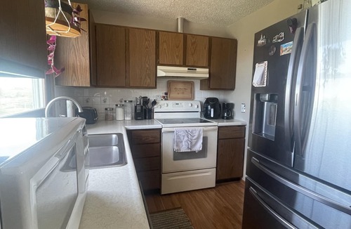 Summerset House | 20min from Sturgis! Great home for sturgis rally couples! Room for trailer/bikes