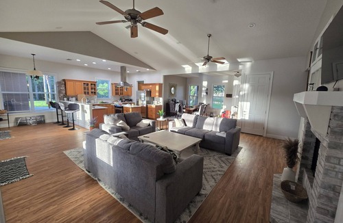 Highland House | 21-Acre Lakefront Paradise: Pool, Beach, Animals & Fire Pit