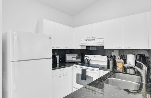 Mission Bay Apartment | 260C - Apt in Boca Raton- Near Evert & Boca Prep
