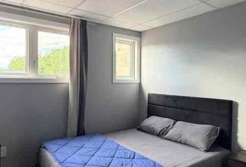 Regina Apartment | 2806 Regina