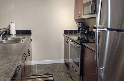 Invermere Apartment | 2bdrm 2bath Lakeside Getaway!