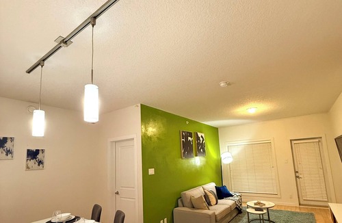 Northeast Edmonton Apartment | 2bed Green High Rise Luxury Condo | Eaux Claire
