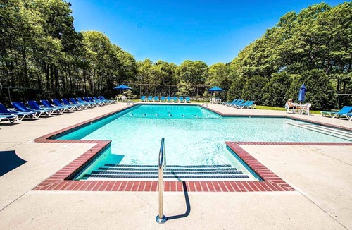 Mashpee Condo | 2BR Condo in Cape Cod w/Patio & Laundry