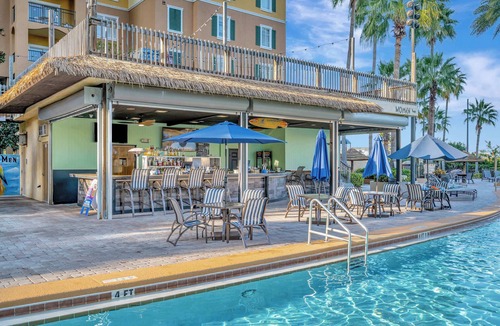 Florida Central Atlantic Coast Apartment | 2BR Fireworks View With Pool Spa 5 Minutes to Disney