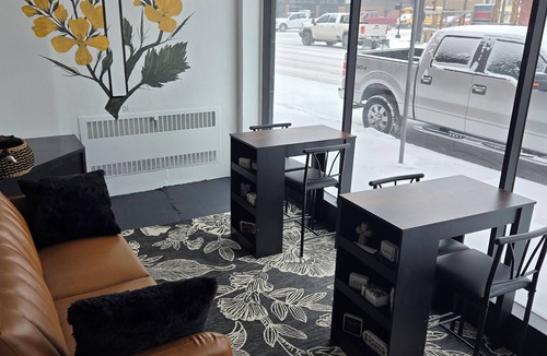 Laramie Apartment | 3-bed apartment loft downtown Laramie. Just a stones throw from 3rd and Grand.