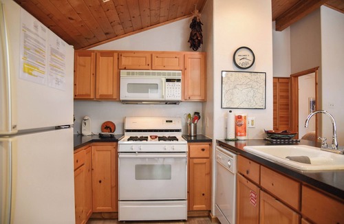 Red River Cabin | 3 bedroom accommodation in Red River