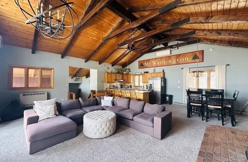 Jackson Ski Chalet | 3-bedroom chalet in fabulous Bartlett, wonderful spot close to Storyland