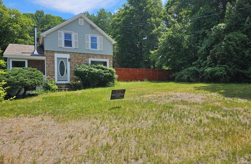 South Glens Falls House | 3-bedroom house in SGF with AC Between beautiful Saratoga and lake George