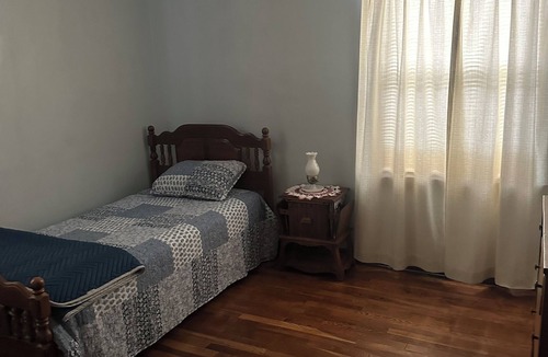 Homerville House | 3-bedroom house in delightful Grafton has AC, WiFi, close to Wellington, Oberlin