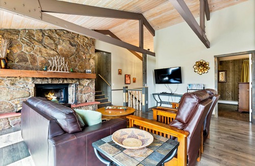 Estes Park House | 3 Bedroom W/Mountain Views!