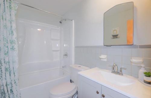 Euclid House | 3 bedrooms at Cleveland