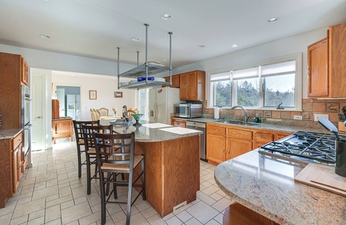 Mount Desert House | 3 Mi to Acadia National Park: Spacious Getaway!