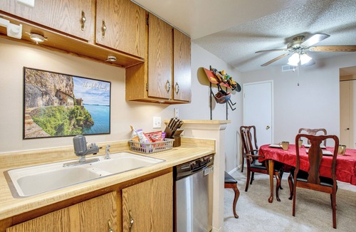Aurora Highlands Condo | 3 Mi to Buckley: Convenient Condo in Aurora