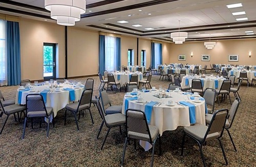 Akron Hotel | 3-Star Hotel ∙ Hilton Garden Inn Akron