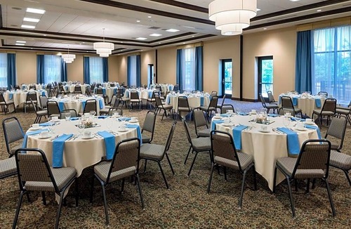 Akron Hotel | 3-Star Hotel ∙ Hilton Garden Inn Akron