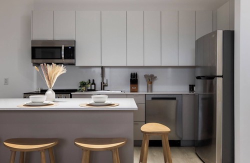 North Miami Apartment | 3B-2B in Resort style community- Prime Miami Spot