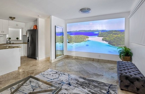 Dania Beach Villa | 3BDR Villa-Private pool-4 min Dania Beach-8ppl