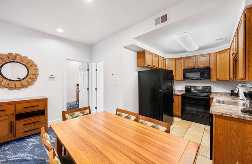 Estes Park Apartment | 3BR Riverside Condo - Pool, Hot Tub, Game Room
