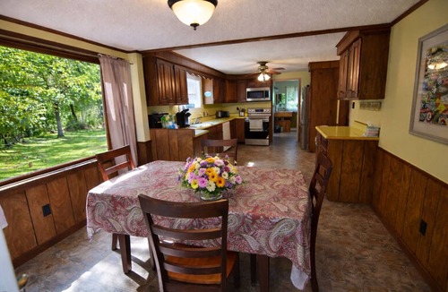 Lincoln House | 3BR White Mountain Escape in Lincoln - Minutes to Loon & Downtown Lincoln