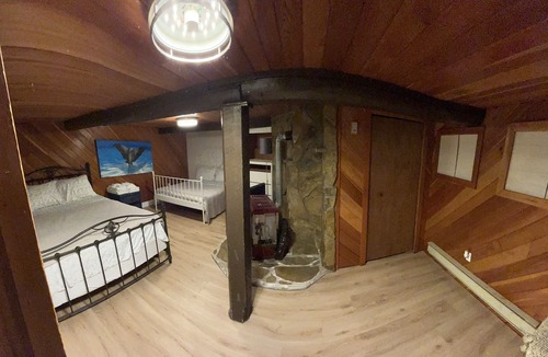 Christina Lake House | 4 bedroom 1.5 bathroom sleeps 10