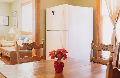 Deadwood Cottage | 4 Bedroom Cottage on Main Street Deadwood!
