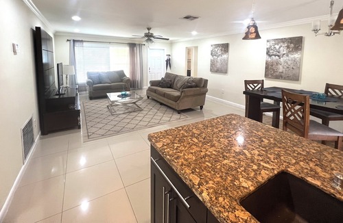 Boca Raton House | 4 Bedrooms your home in Florida