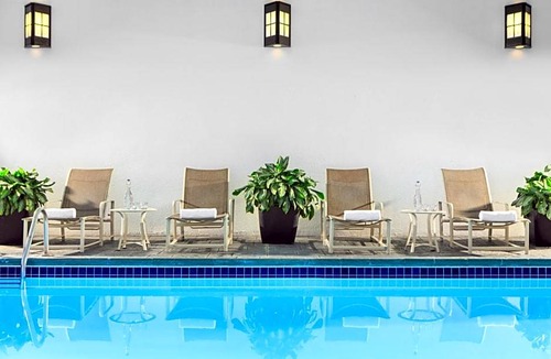 Northeast Park Hill Hotel | 4-Star Hotel ∙ Renaissance Denver Central Park Hotel