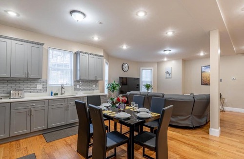 Dudley - Brunswick King Apartment | 4BR Boston Apt - Pet Friendly & Free Parking, near MBTA Station 2331
