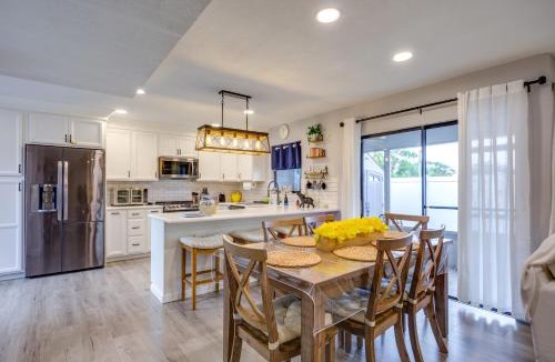 Jupiter Village House | 5 Mi to Beach: Jupiter Townhome w/Pool Access
