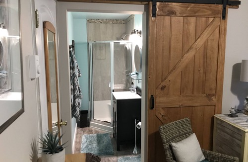 Shawnigan Lake Bed & Breakfast | 5 minute walk to the lake. Enjoy your coffee with our chickens.