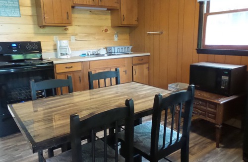 Chestertown Cottage | #6 Lakeview @Birchwood Cottages at Loon Lake. Family Friendly Waterfront