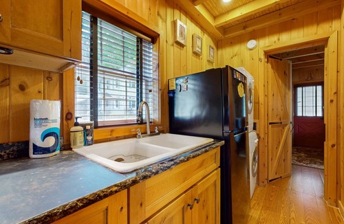 Diamond Point Cottage | 60 m² Cabin ∙ 1 bedroom ∙ 2 guests